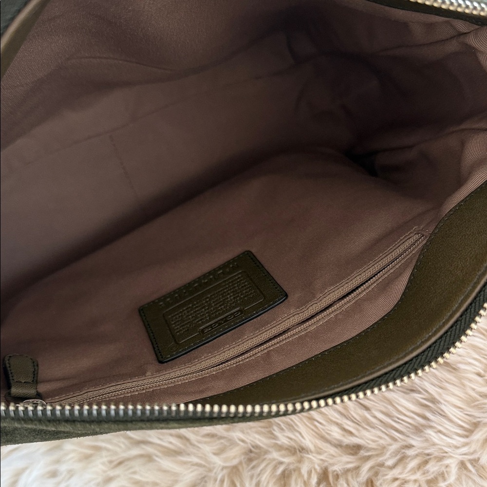 Vintage Coach Chelsea Optic Shoulder Bag - Picture 11 of 14